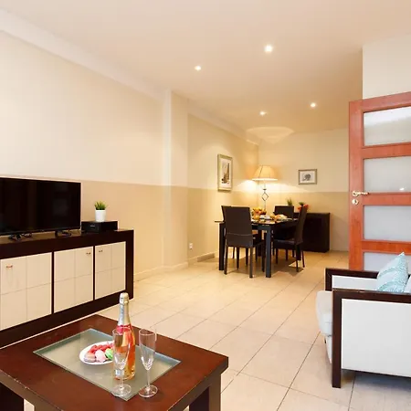 Carnot Yourhosthelper 302 Cannes